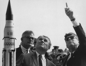 Von Braun and J.F.K. vonbraun