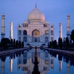taj-mahal-moonlight