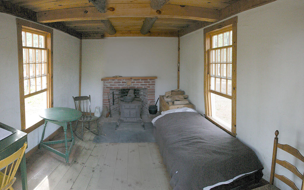 Thoreau's_cabin_inside