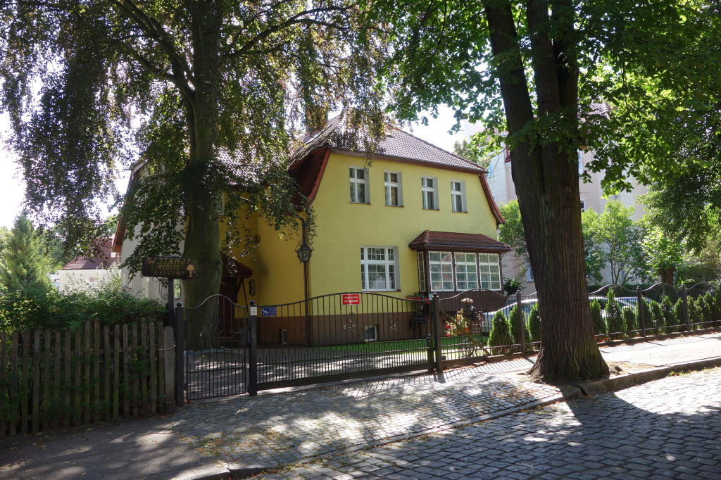 Milosz family house/contemporary view, ul Generala Wybickiego 23. Aug 2014