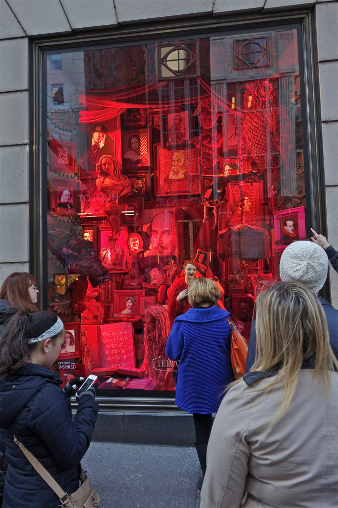 Holiday window display in NYC. 12/2014Bergdorf & Goodman