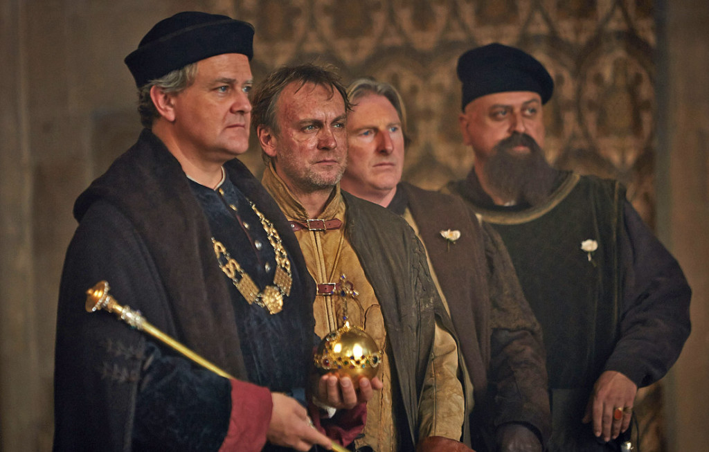 WARNING: Embargoed for publication until 00:00:01 on 01/05/2016 - Programme Name: The Hollow Crown: The Wars Of The Roses - TX: n/a - Episode: The Hollow Crown: The Wars Of The Roses (No. Henry VI Part 1) - Picture Shows: *STRICTLY NOT FOR PUBLICATION UNTIL 00:01HRS, SUNDAY 1ST MAY, 2016* Gloucester (HUGH BONNEVILLE), Talbot (PHILIP GLENISTER), Plantagenet (ADRIAN DUNBAR), Warwick (STANLEY TOWNSEND) - (C) Carnival Film & Television Ltd - Photographer: Robert Viglasky