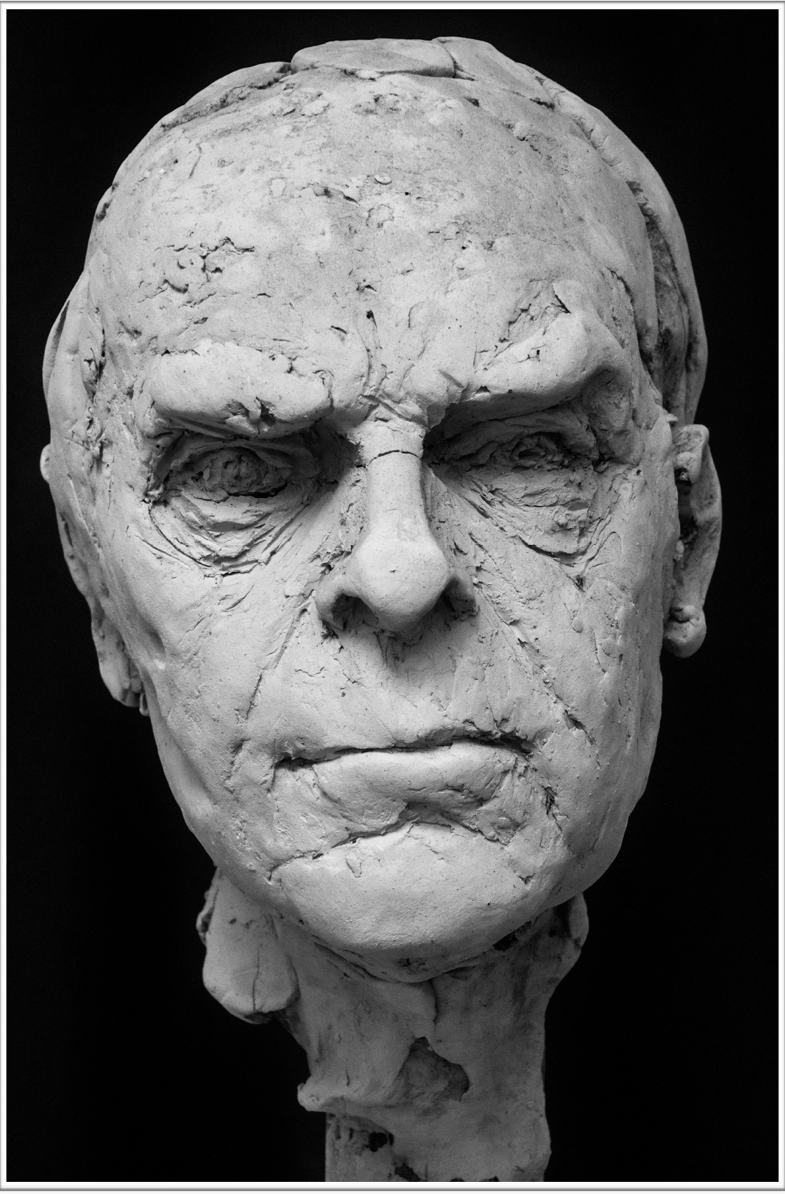 “How difficult it is to remain just one person”: a sculptor remembers poet Czesław Miłosz